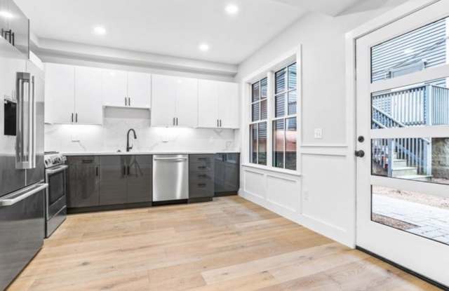 300 Somerville Ave. photos photos