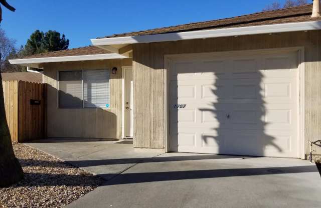 East Davis 3 Bedroom 1 Bathroom Duplex photos photos