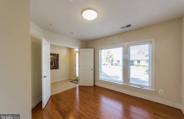 2961 ESKRIDGE ROAD Gallery 4