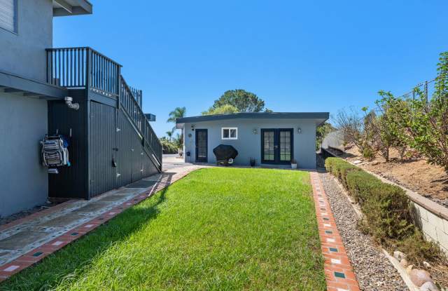 Bright Open Layout with Partial Ocean Views! Gallery 3