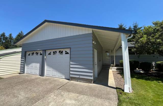 4Bd/2Ba Home in Denny Whitford neighborhood, Beaverton ~ Covered Back Porch and Kitchenette! photos photos