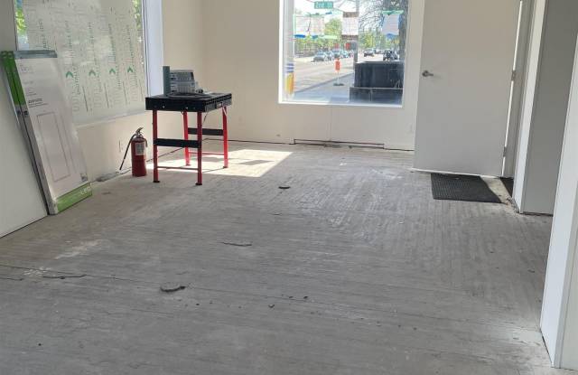 401 S Second Street Gallery 2