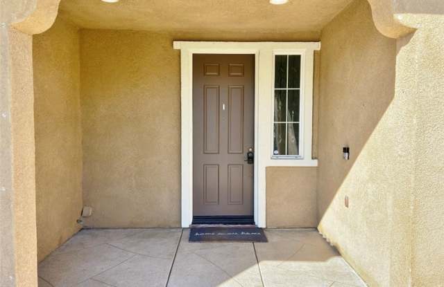 27737 Hackberry Street Gallery 2