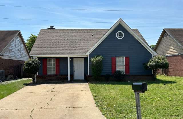 3 Bedroom, 2 Full Baths in Horn Lake, Wellington Square Subdivision photos photos