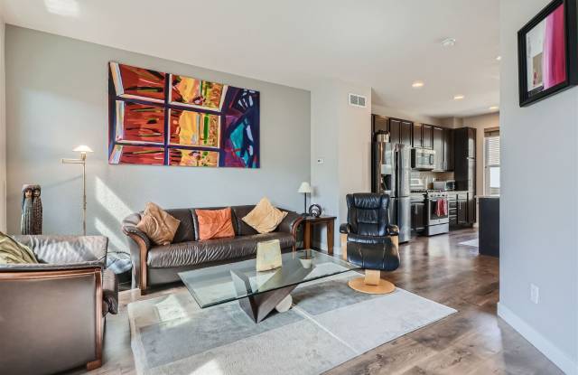 Modern 2 BDR Townhome in Broomfield photos photos