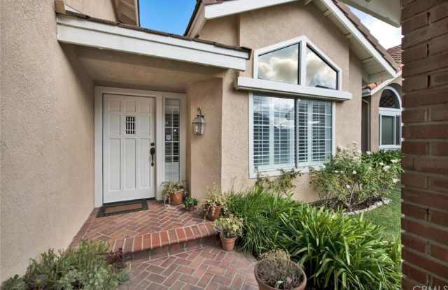 8025 E Elderwood Avenue Gallery 4