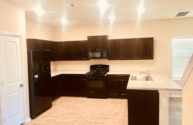 8435 Terlingua Cove Gallery 4