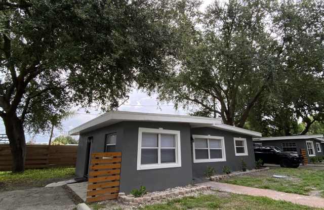 5230 Brosche Road Gallery 2