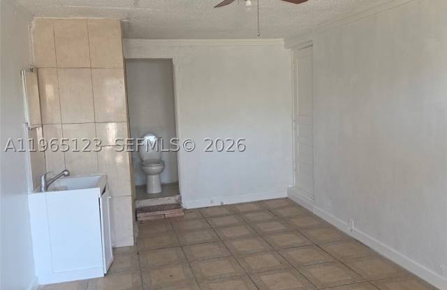 725 Opa Locka Blvd photos photos