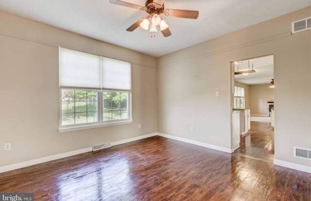 1194 LARKSPUR ROAD Gallery 4