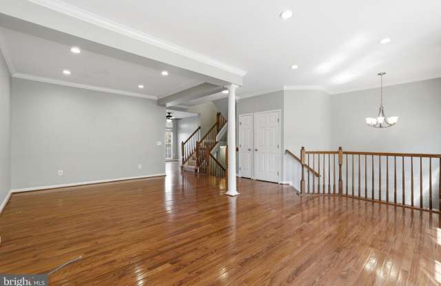 19217 SWEIG Terrace Gallery 4