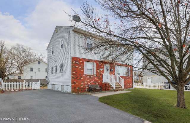 22 Commodore Avenue unit: B - Upper Unit photos photos