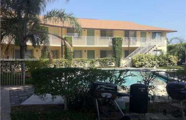 1250 Miami Rd photos photos