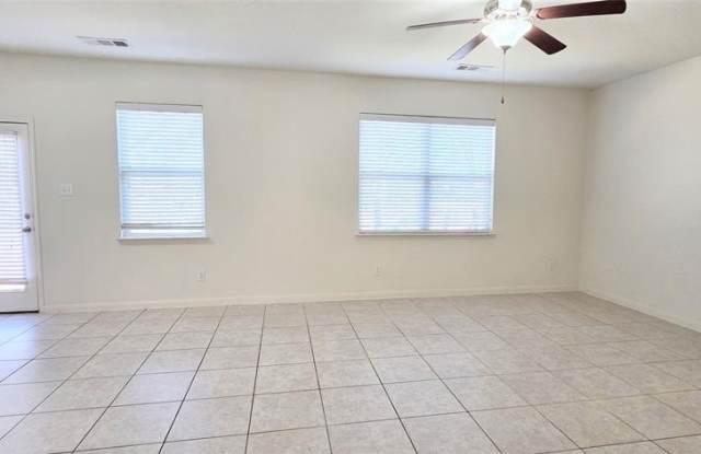 1837 Mesquite Lane Gallery 2
