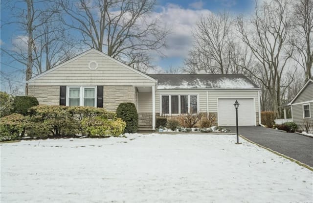 81 Daisy Farms Drive - 81 Daisy Farms Drive, New Rochelle, NY 10804 81 Daisy Farms Drive - 81 Daisy Farms Drive, New Rochelle, NY 10804