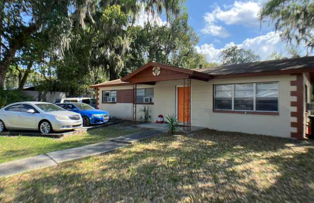 Lovely 3 Bedroom, 1 Bathroom House photos photos