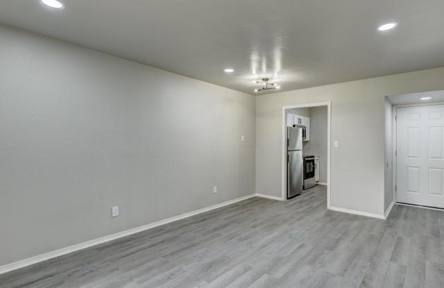 515 24th Avenue Northwest Unit D11 photos photos