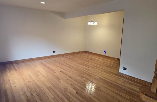 1813 W Norwood Street Gallery 4