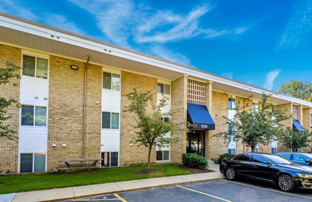 Hilltop Apartments Gallery 4