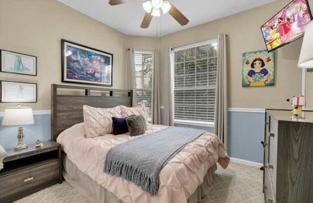 2302 Silver Palm Drive Gallery 4