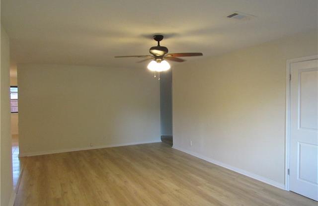 8619 Jennie Lee Lane Gallery 4
