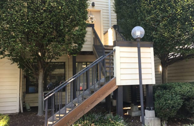 18454 Bishopstone Ct (Unit 252) - 18454 Bishopstone Court, Montgomery Village, MD 20886