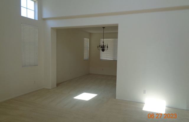 43321 Harbor Street Gallery 2