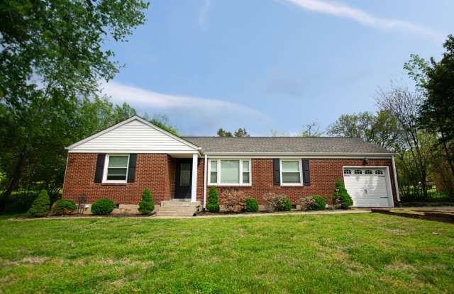 Three Bedroom off of Madison! photos photos