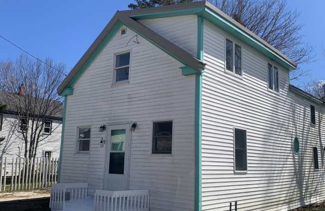 48 Boynton St - 48 Boynton Street, Eastport, ME 04631