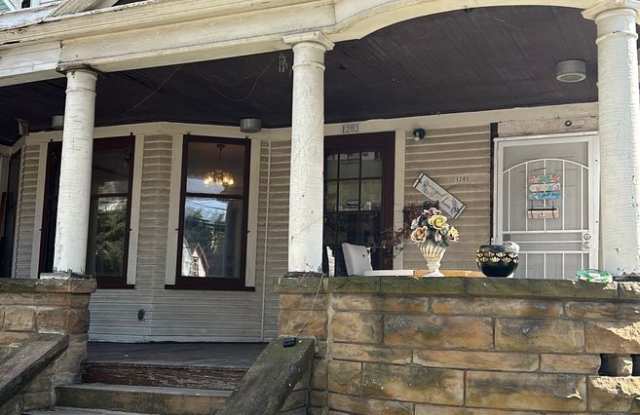 1203 Norwood Road photos photos