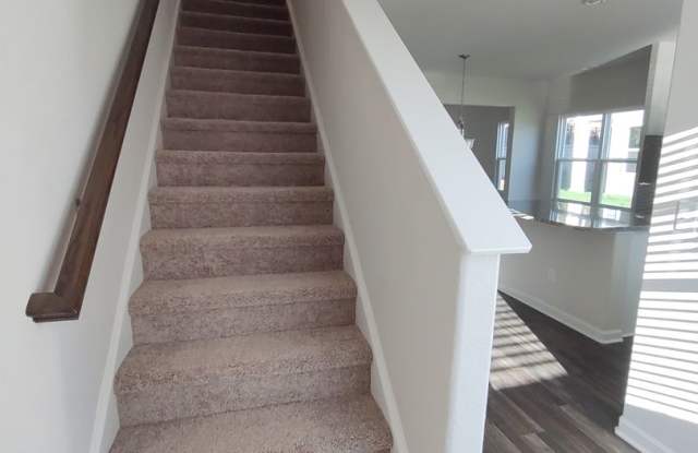 Townhome Located in Sanford- Minutes from Shopping, Dining, and Community Parks! Wont last long- Call Today! Gallery 3