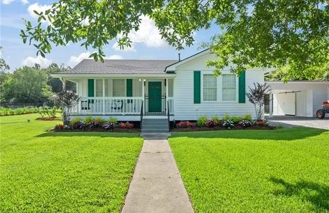 225 MAGNOLIA Street photos photos