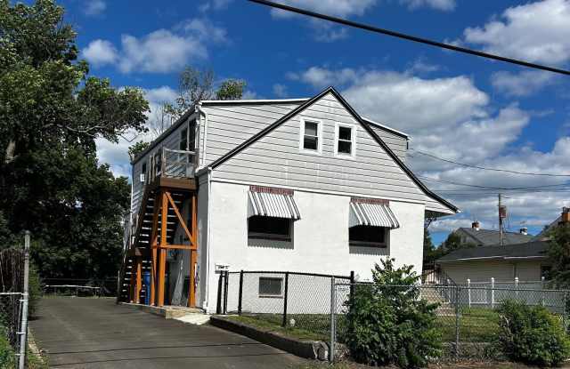 513 CEDAR Avenue photos photos