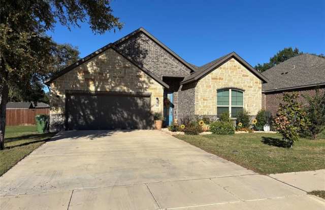 318 Osage Court photos photos