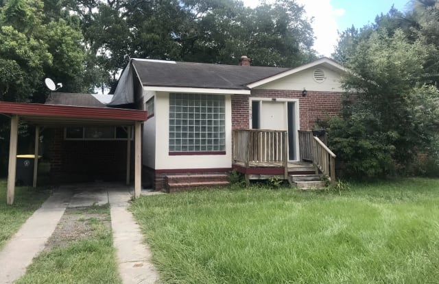 2783 GLEN MAWR RD - 2783 Glen Mawr Road, Jacksonville, FL 32207