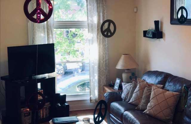 257 S EAST AVENUE Gallery 4
