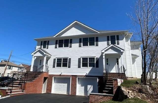 61 Adelphi Avenue photos photos