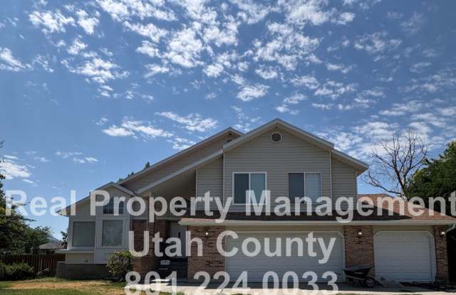 Large and Spacious 4 Bedroom Home! photos photos