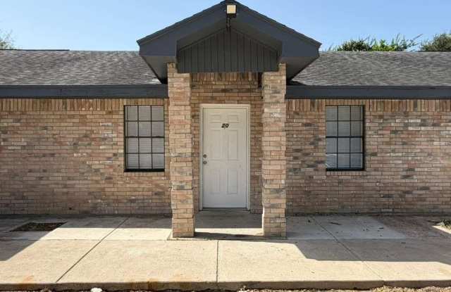 2714 W Mile 17 1/2 Street Gallery 1