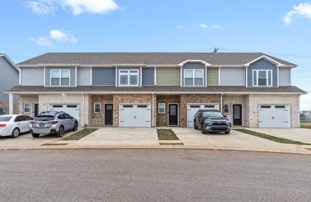 Pet Friendly Three Bedroom! photos photos Pet Friendly Three Bedroom! photos photos