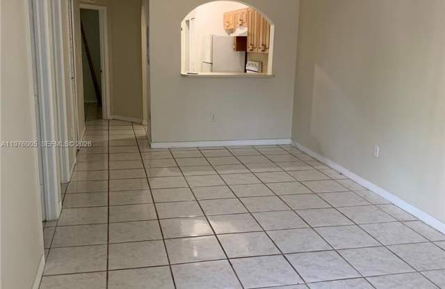 1250 SE 29th St photos photos