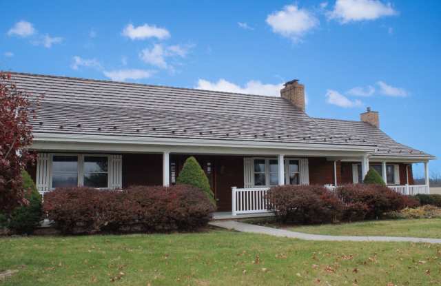 2-Story Rancher in a Peaceful Setting photos photos 2-Story Rancher in a Peaceful Setting photos photos