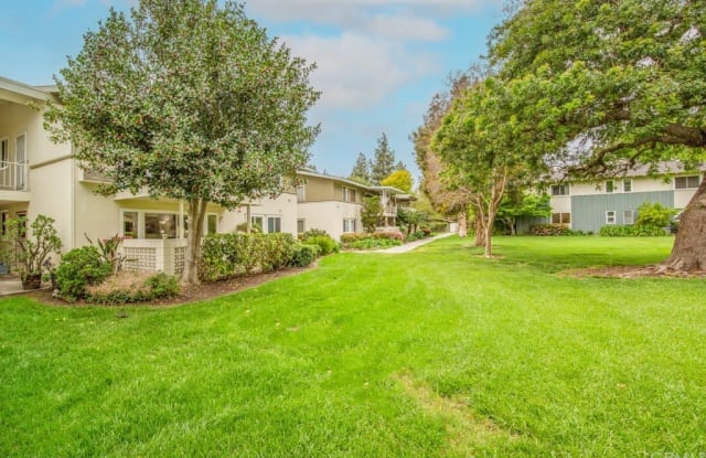 224 Avenida Majorca - 224 Avenida Majorca, Laguna Woods, CA 92637
