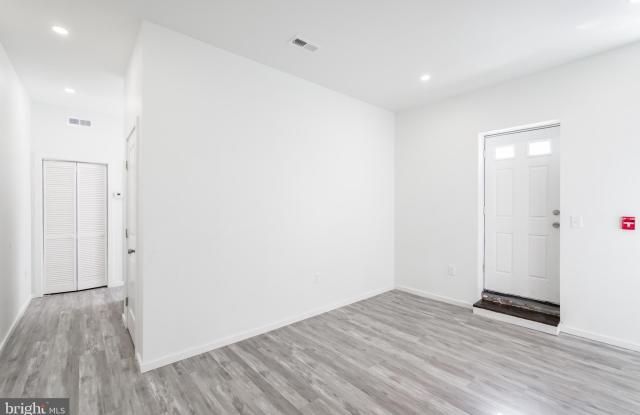 5715 WOODLAND AVENUE photos photos