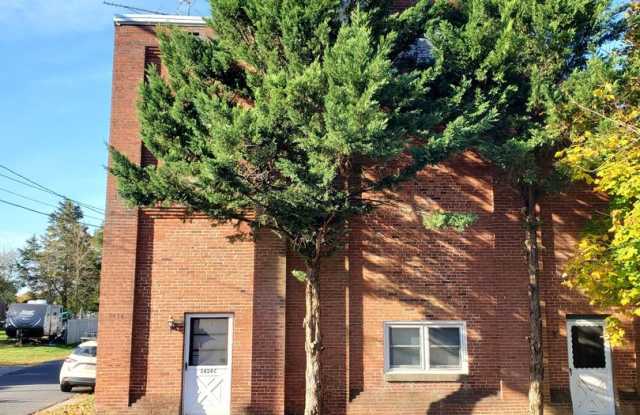 5434 Carlisle Pike Apt C - 5434 Carlisle Pike, Hampton, PA 17350