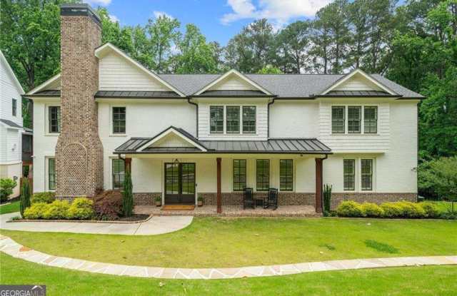 2571 Winding Lane NE Gallery 1