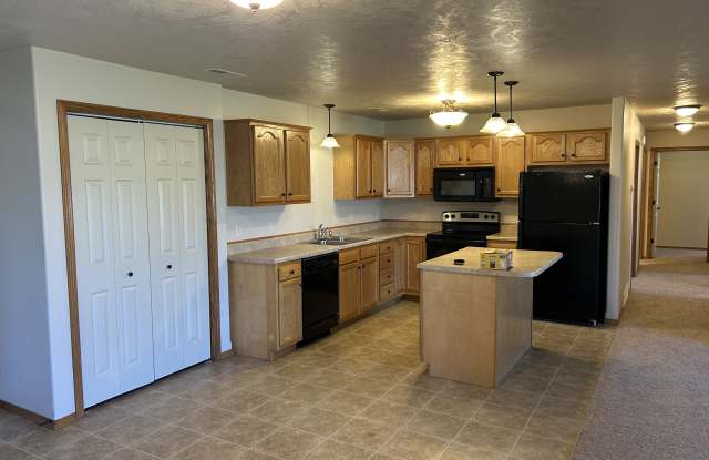 3808 W 93rd St photos photos