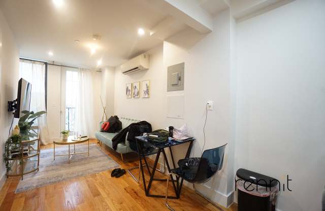172 Vernon Ave Gallery 3