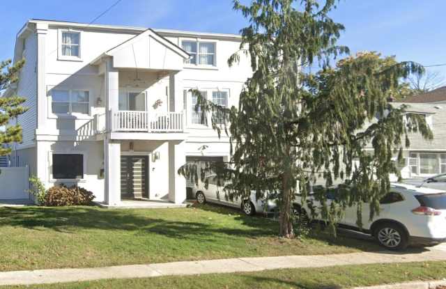 90 Franklin Street - 90 Franklin Street, East Rockaway, NY 11518