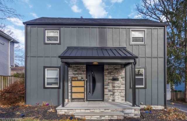 31 Sherman Ave photos photos